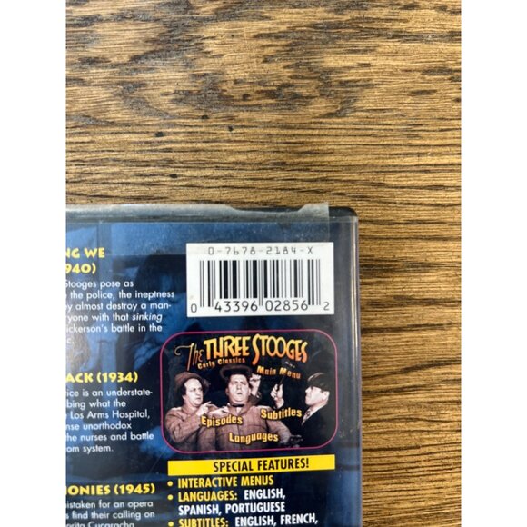 The Three Stooges Curly Classics DVD 1934-1945 Comedy Shorts Moe Larry Pre-Owned - Picture 4 of 4